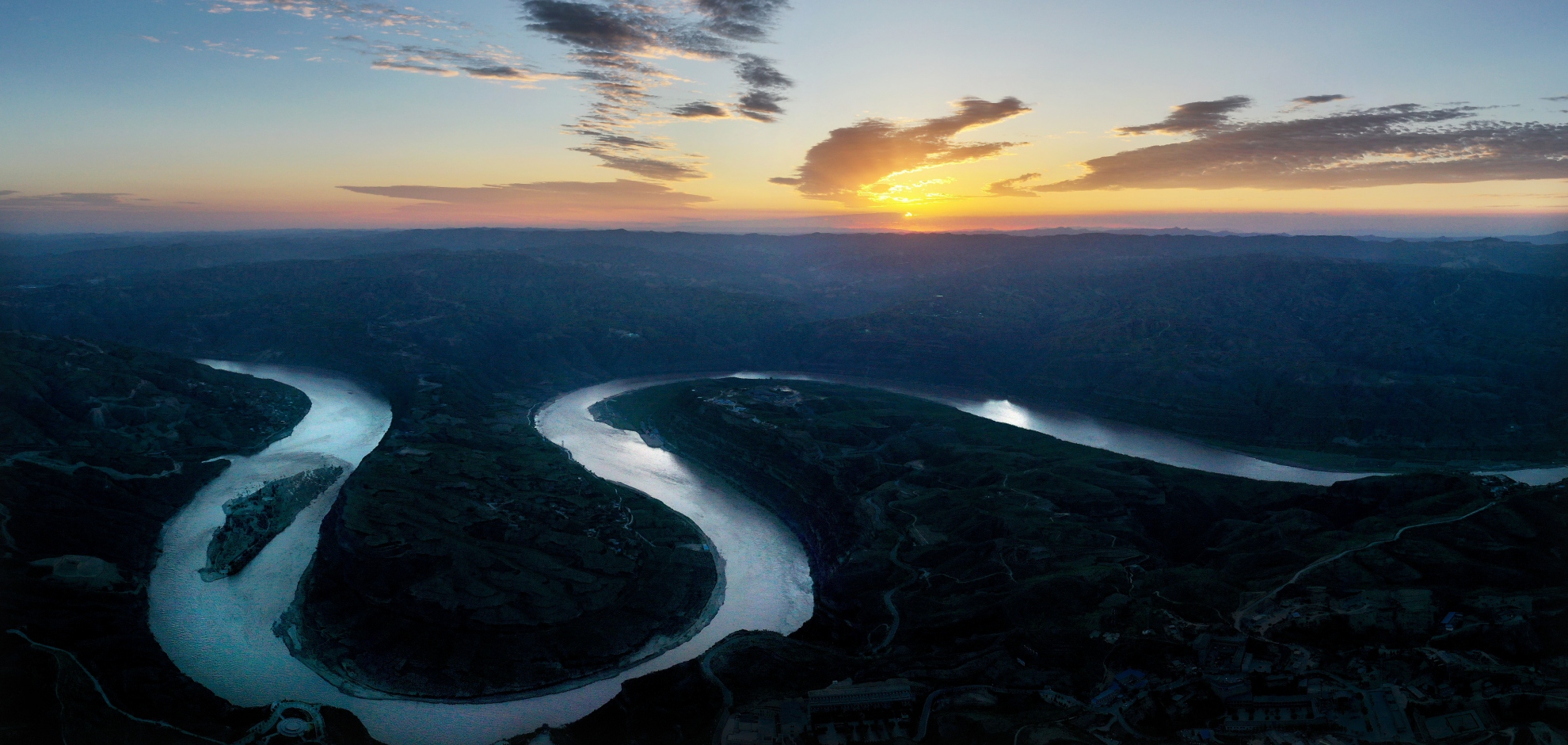 1690336834140892.jpg 2d167df830ec4c49bac3a38672edd4fa.jpg